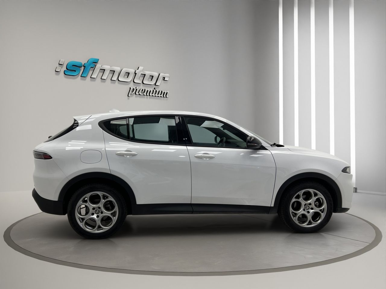 Alfa Romeo Tonale 1.5 MHEV - Foto 8