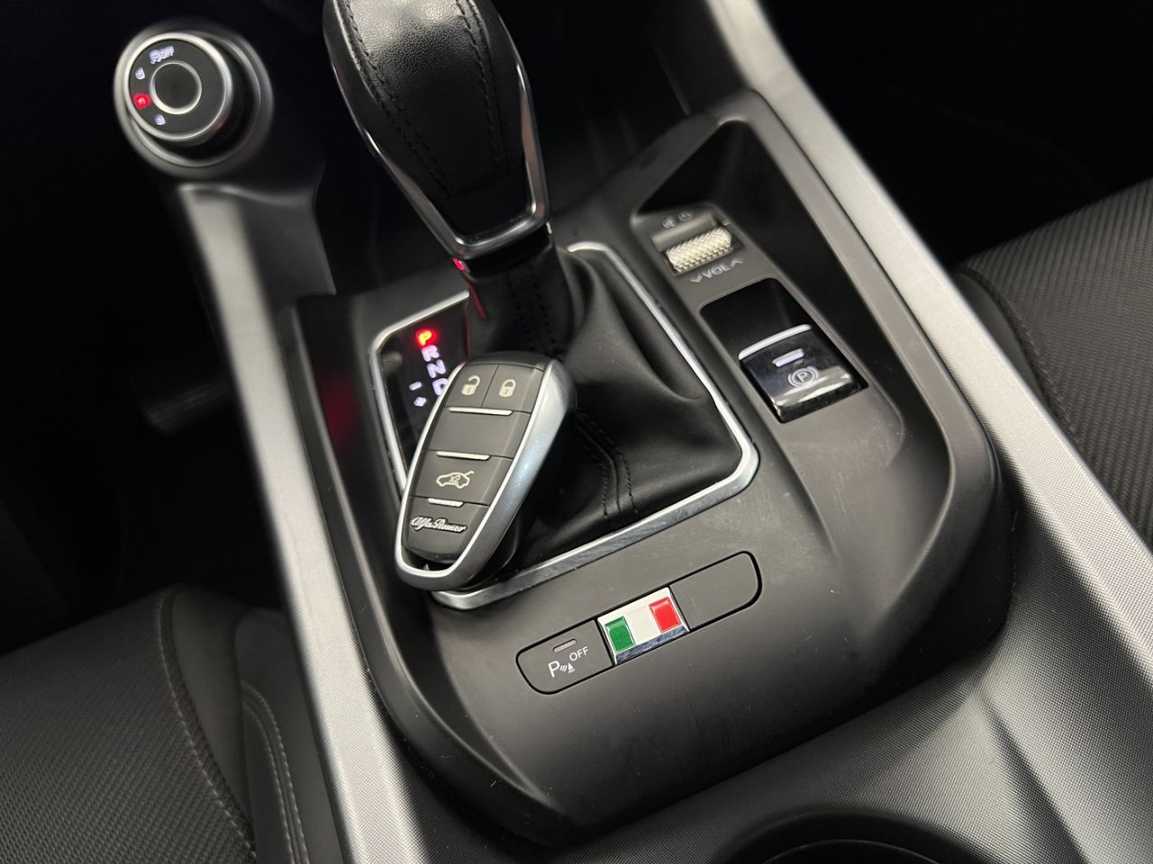 Alfa Romeo Tonale 1.5 MHEV - Foto 39