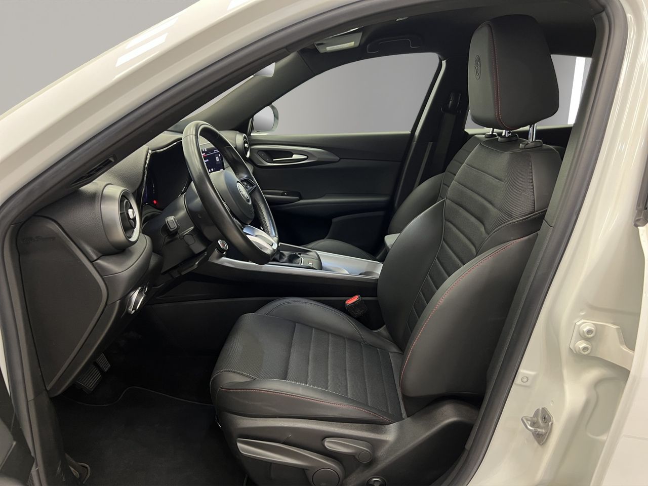 Alfa Romeo Tonale 1.5 MHEV - Foto 10