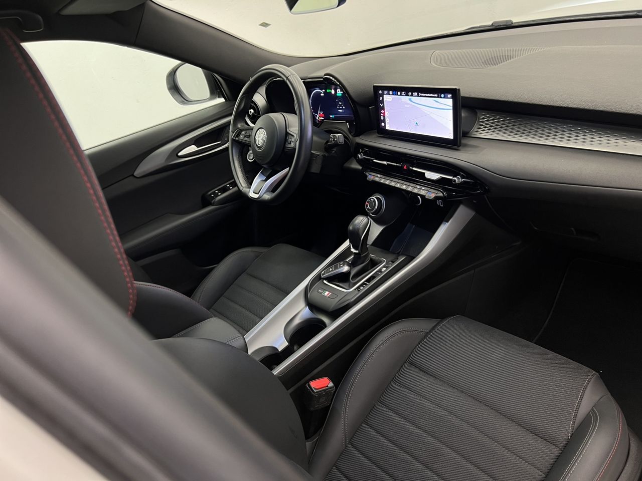Alfa Romeo Tonale 1.5 MHEV - Foto 42
