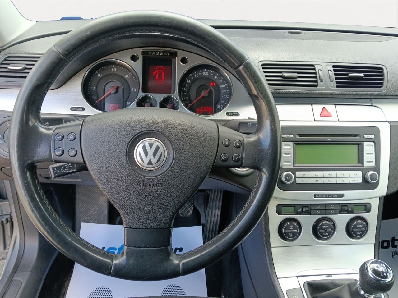 Volkswagen Passat 2.0 TDI 140cv Advance - Foto 10