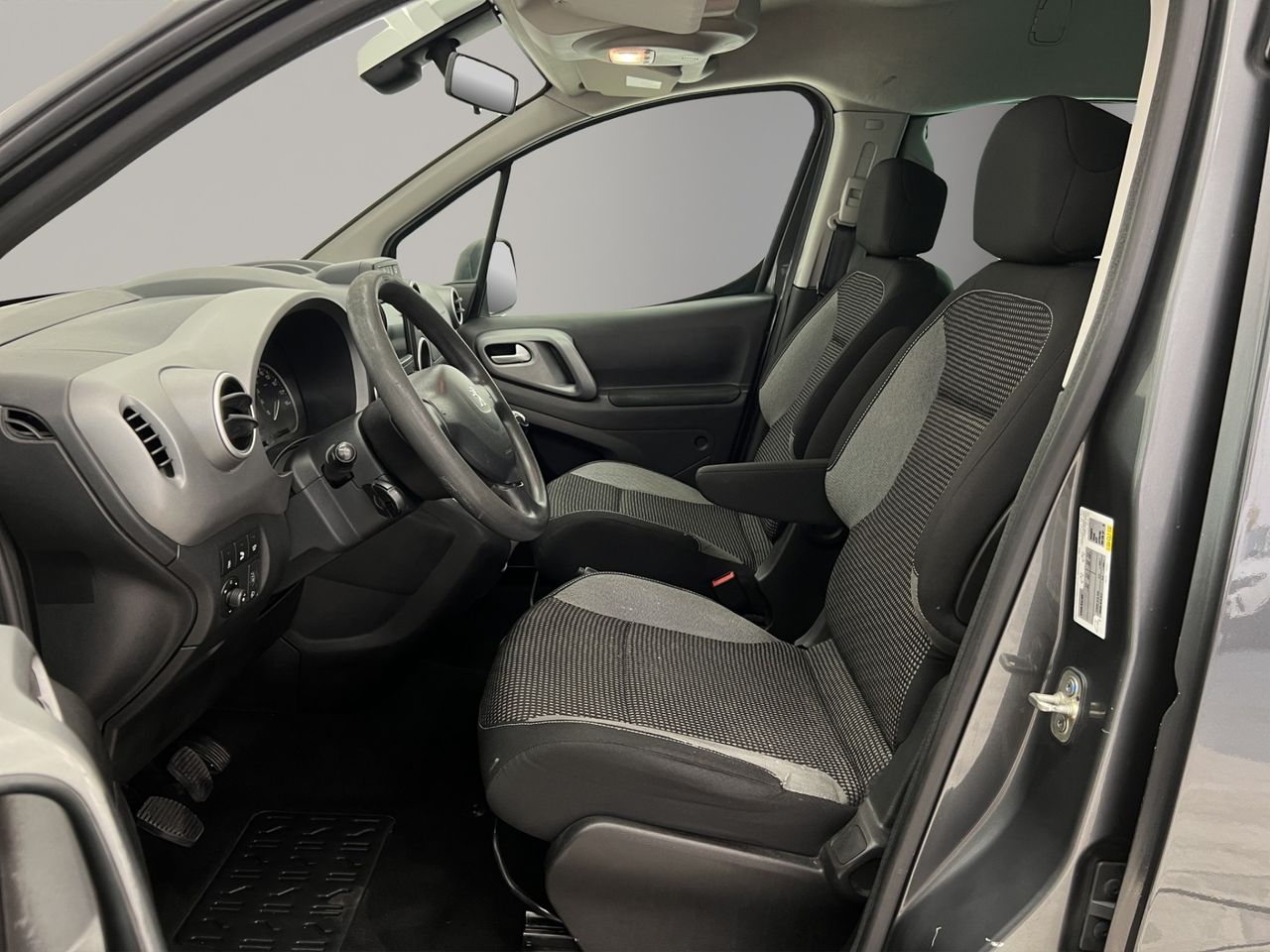 Peugeot Partner Tepee Outdoor 1.6 BlueHDi 120 - Foto 10