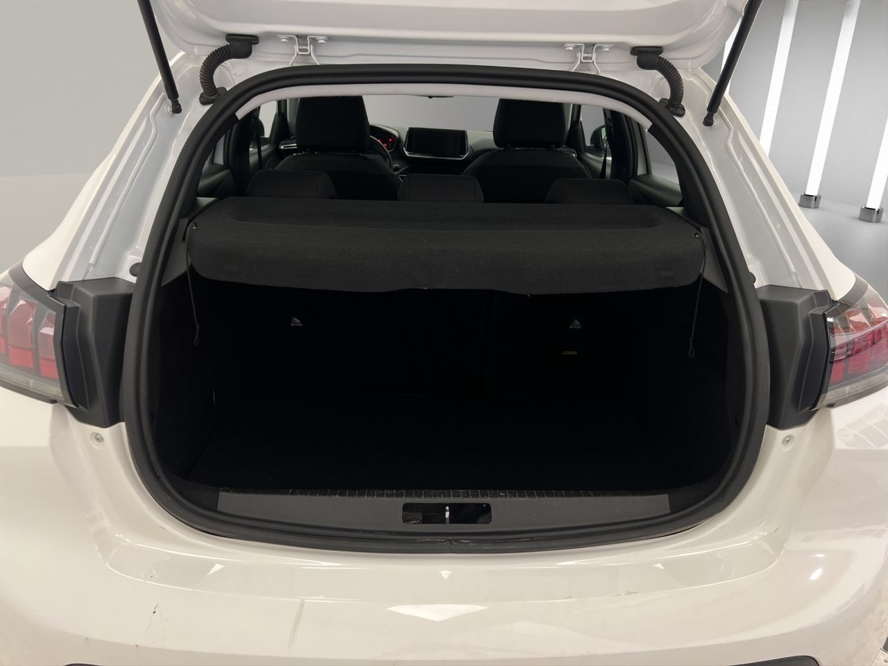 Peugeot 208 BlueHDi 73kW (100CV) Active Pack - Foto 21