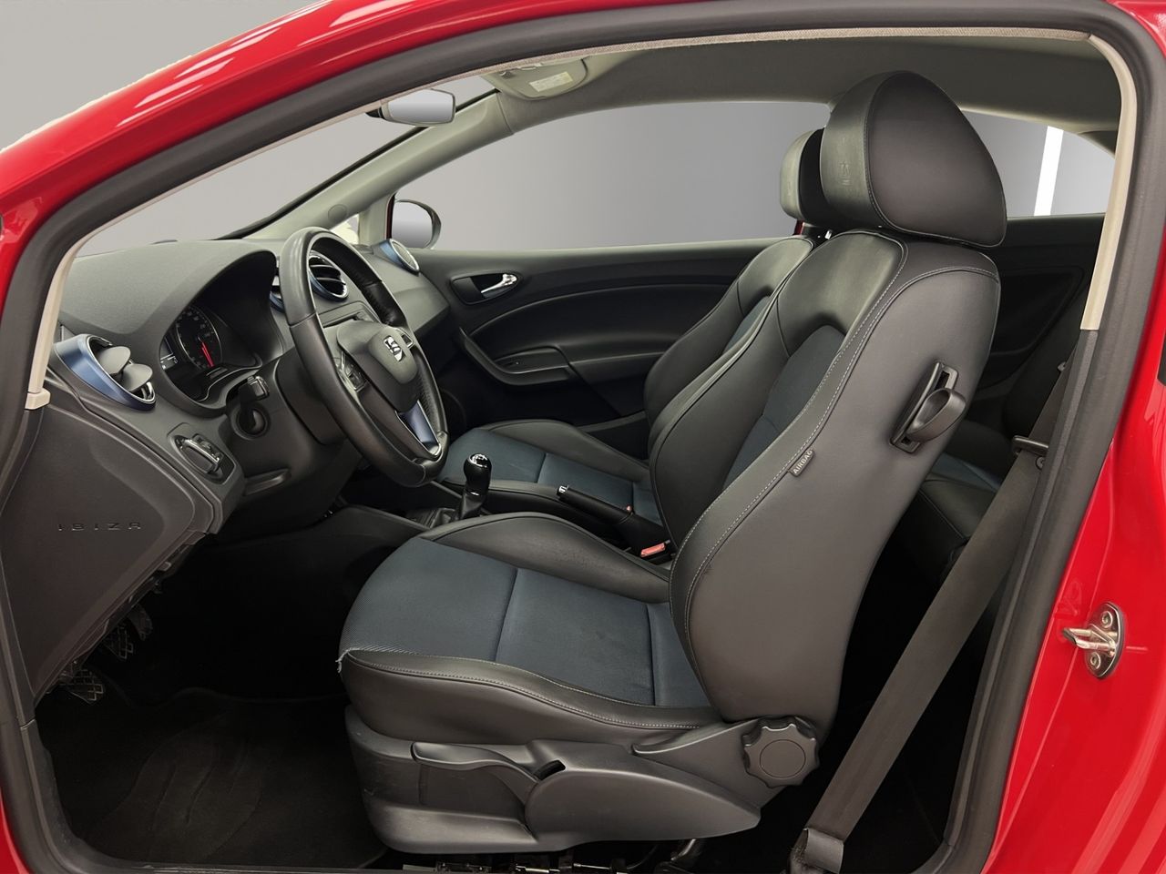 Seat Ibiza 1.4 TDI - Foto 10