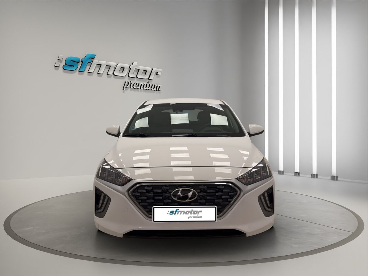 Hyundai IONIQ 1.6 GDI HEV Tecno DCT - Foto 6