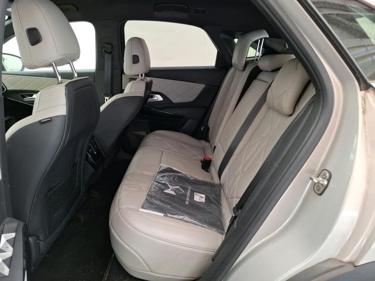 DS DS 7 Crossback E-TENSE 225 GRAND CHIC - Foto 7