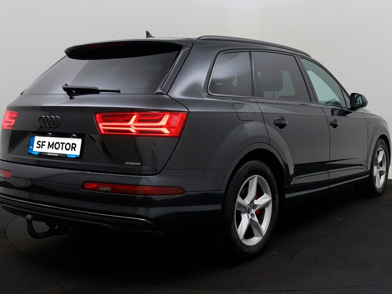 Audi Q7 E-TRON 3.0 TDI SPORT - Foto 4
