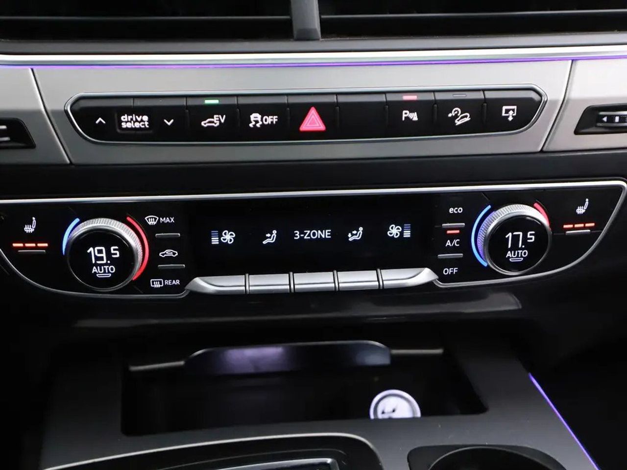 Audi Q7 E-TRON 3.0 TDI SPORT - Foto 5