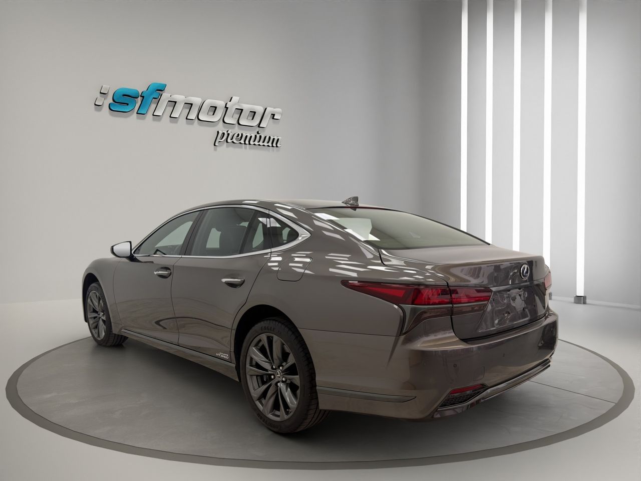Lexus LS 500H PRIVILEGE LINE 4D - Foto 5
