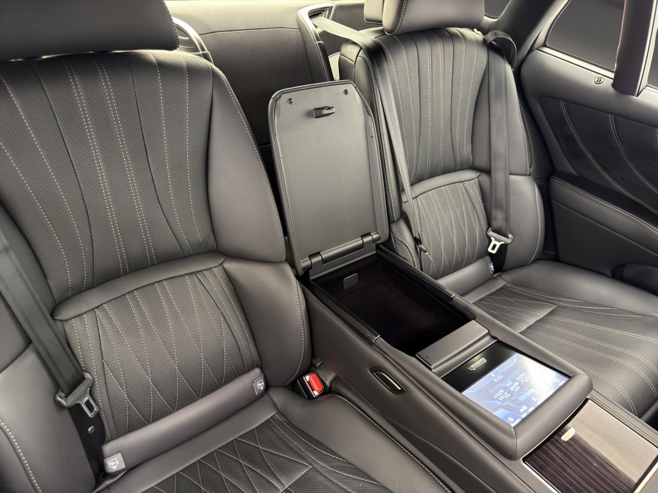 Lexus LS 500H PRIVILEGE LINE 4D - Foto 19