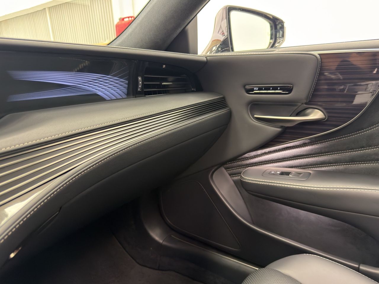 Lexus LS 500H PRIVILEGE LINE 4D - Foto 31