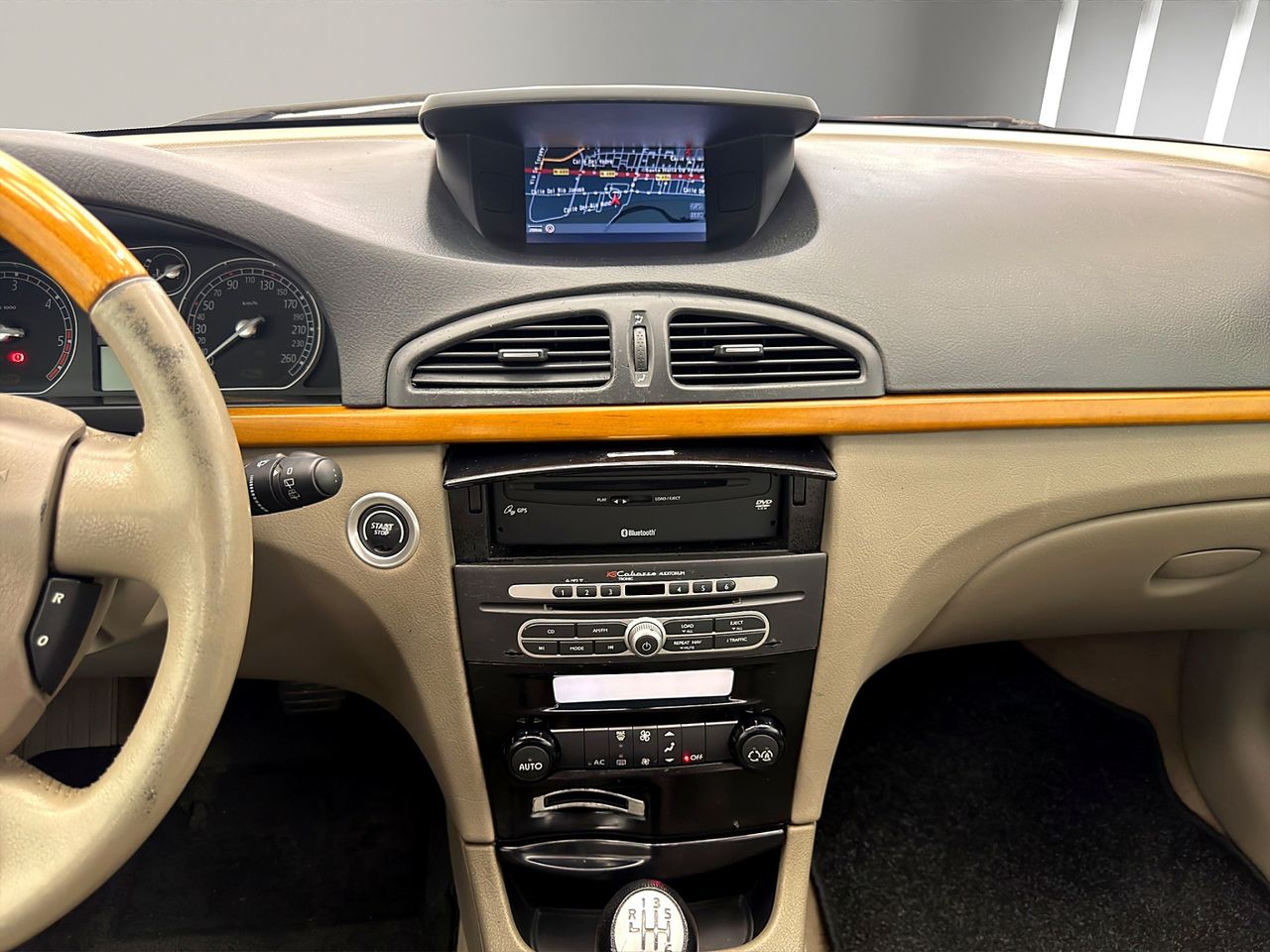 Renault Laguna Privilege 2.0dCi 150CV E4 - Foto 17