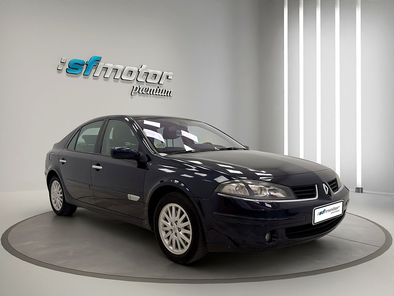 Renault Laguna Privilege 2.0dCi 150CV E4 - Foto 9