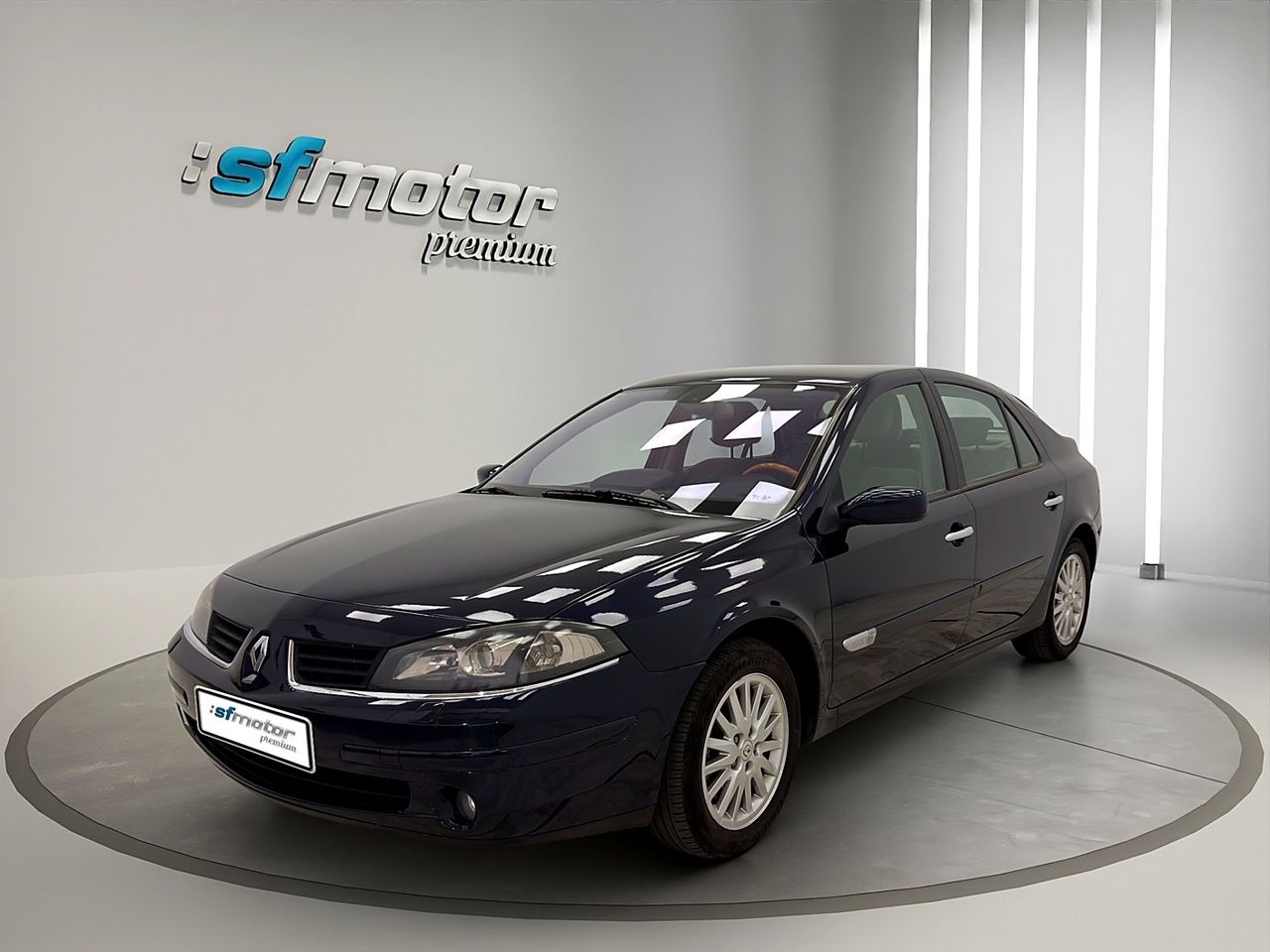 Renault Laguna Privilege 2.0dCi 150CV E4 - Foto 2