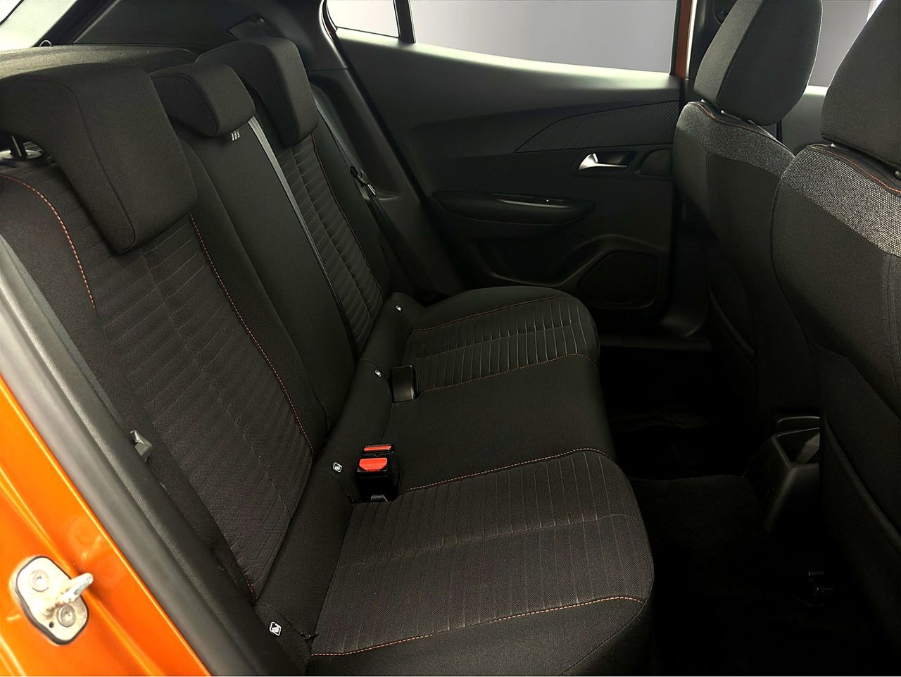 Peugeot 2008 Active BlueHDI 81kW (110CV) - Foto 20