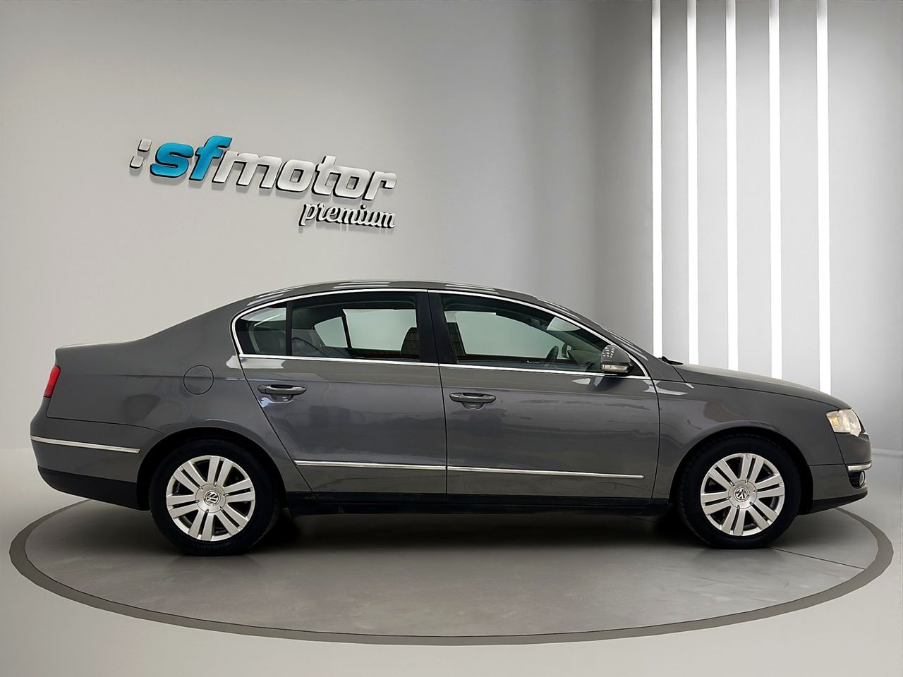 Volkswagen Passat 2.0 TDI 140cv Advance - Foto 9