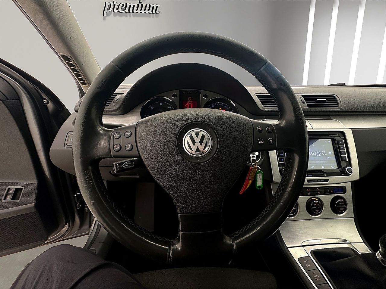 Volkswagen Passat 2.0 TDI 140cv Advance - Foto 28