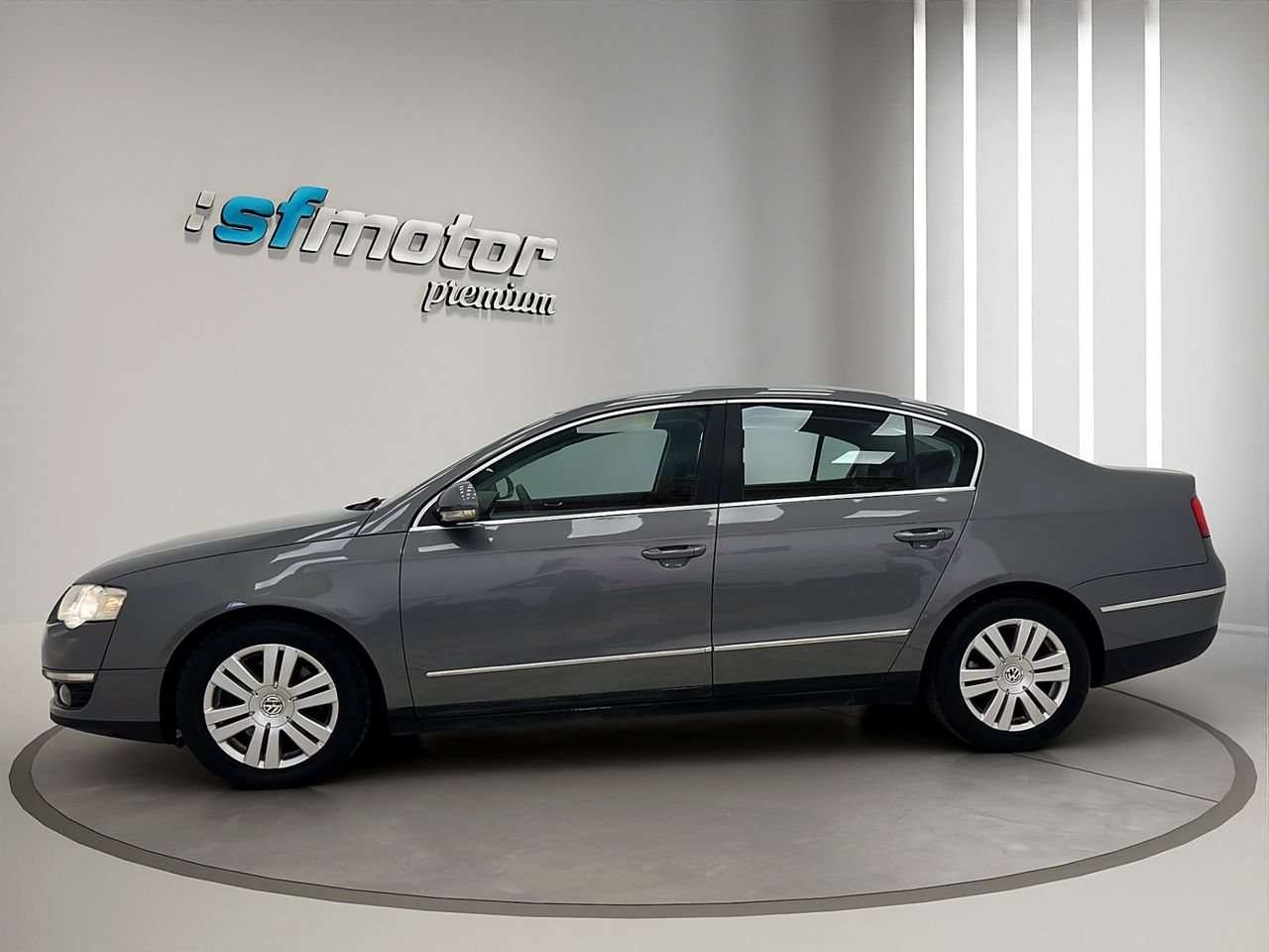 Volkswagen Passat 2.0 TDI 140cv Advance - Foto 8