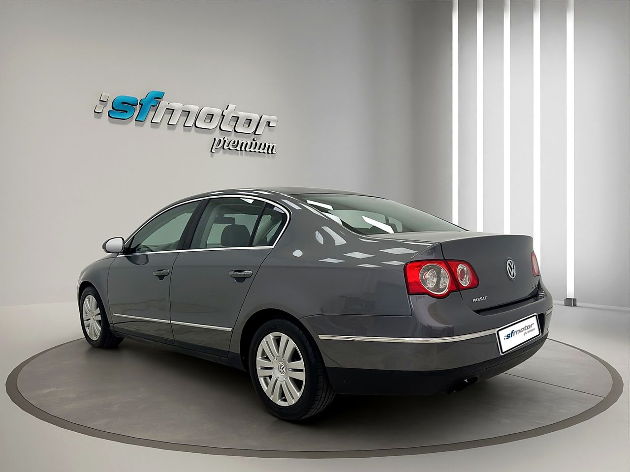 Volkswagen Passat 2.0 TDI 140cv Advance - Foto 6