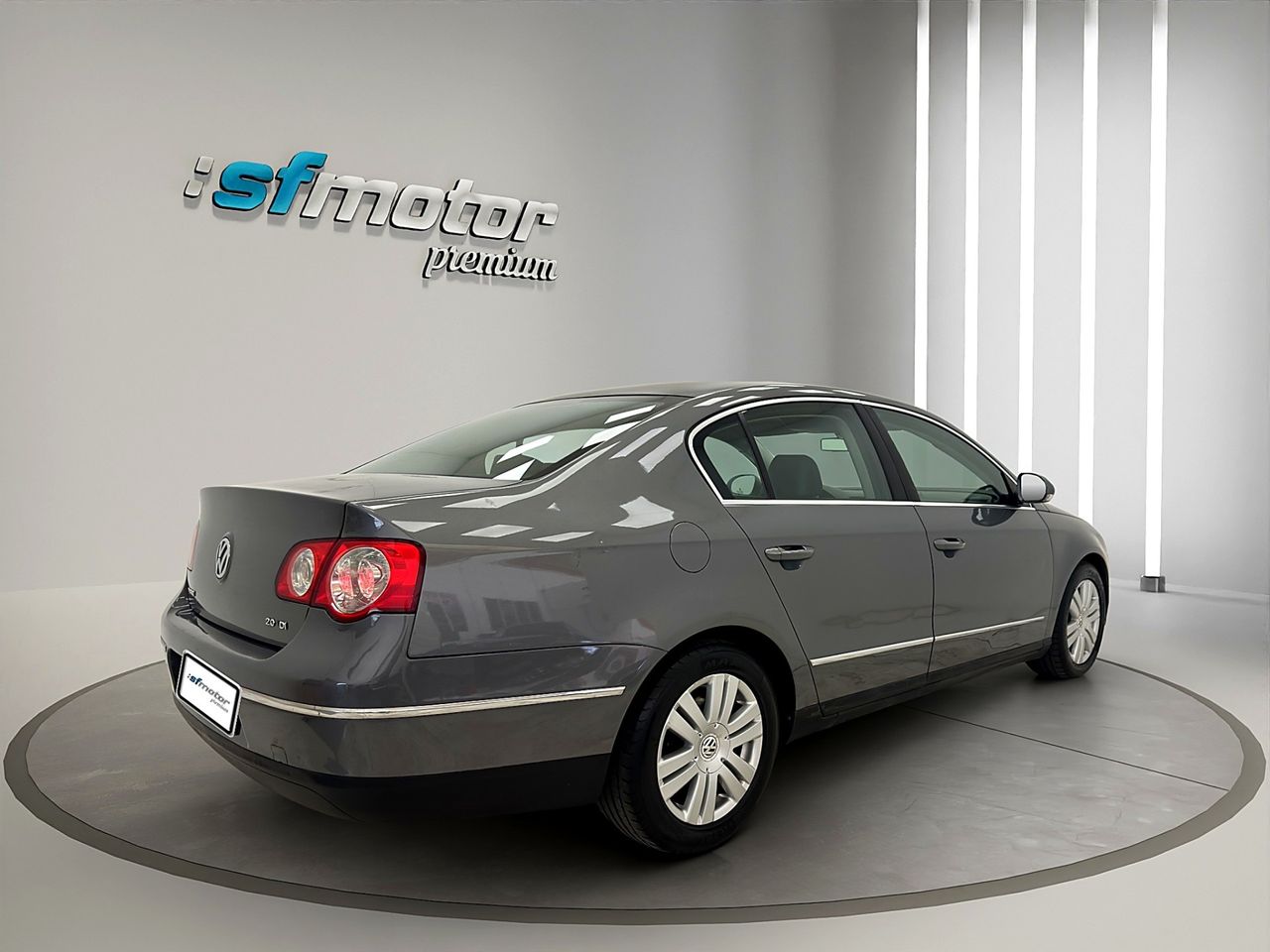 Volkswagen Passat 2.0 TDI 140cv Advance - Foto 7