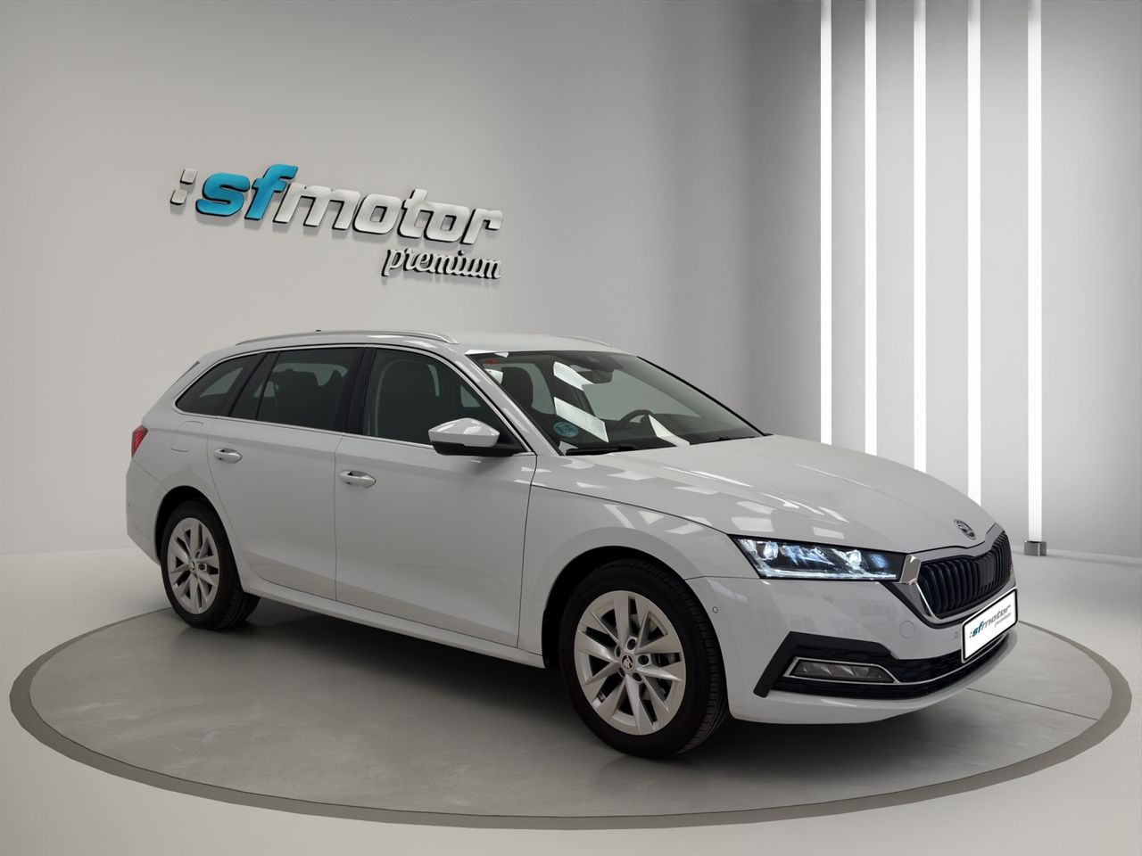 Skoda Octavia Combi 2.0 TDI 110kW (150CV) DSG Style - Foto 9