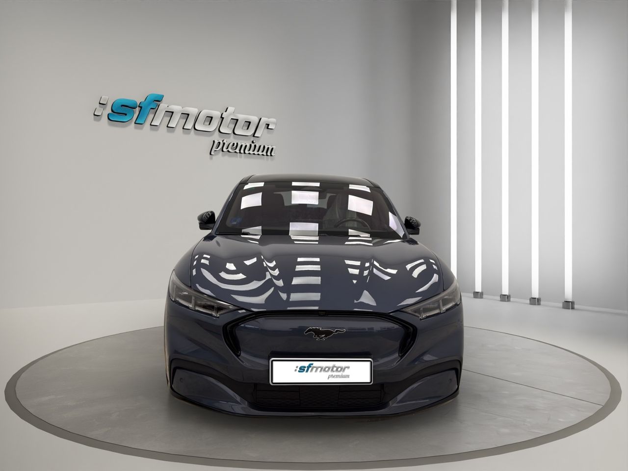 Ford Mustang Mach-E AWD 258kW Batería 98.8Kwh - Foto 3