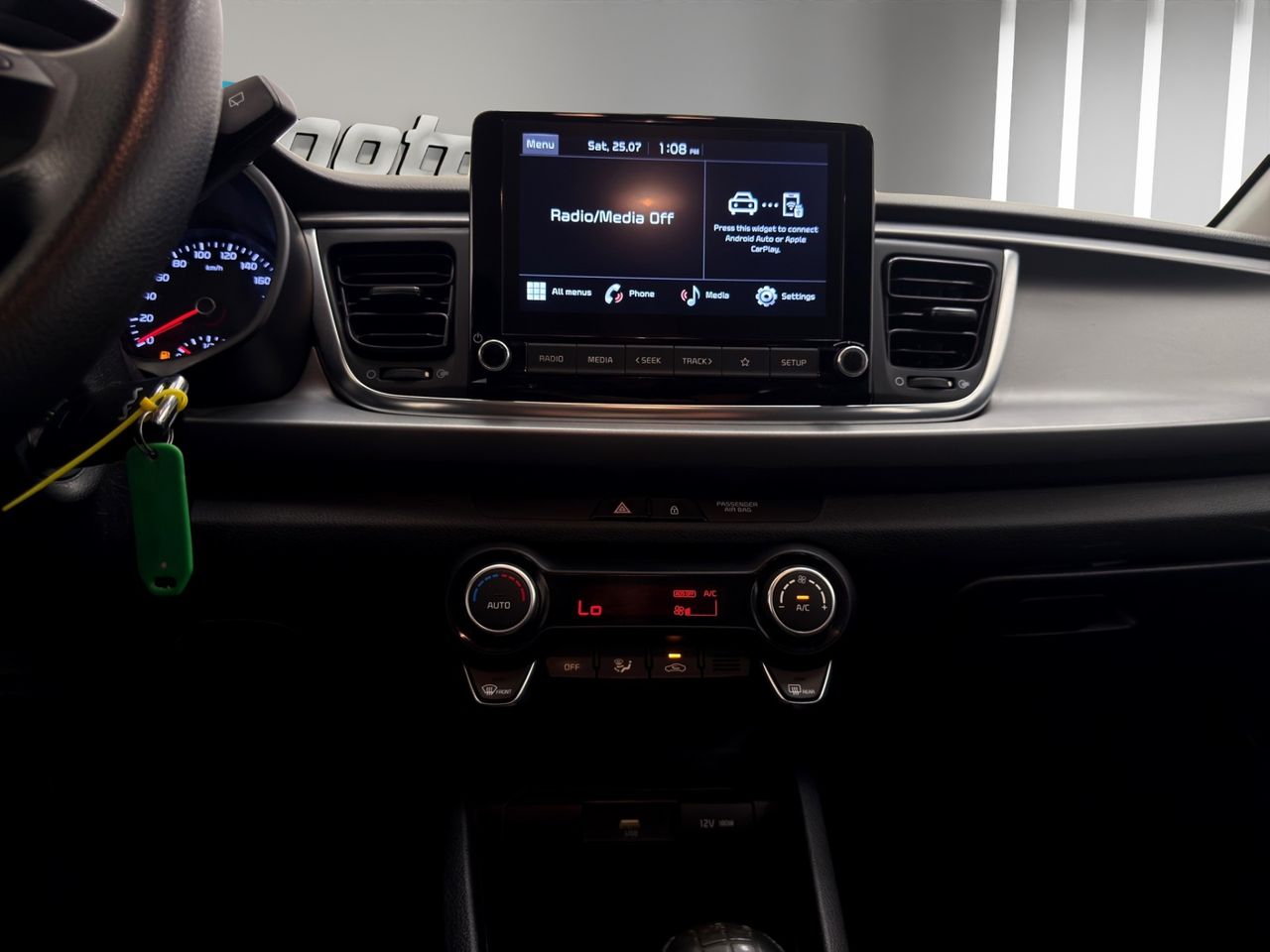 Kia Rio 1.2 DPi 62kW (84CV) Concept - Foto 13