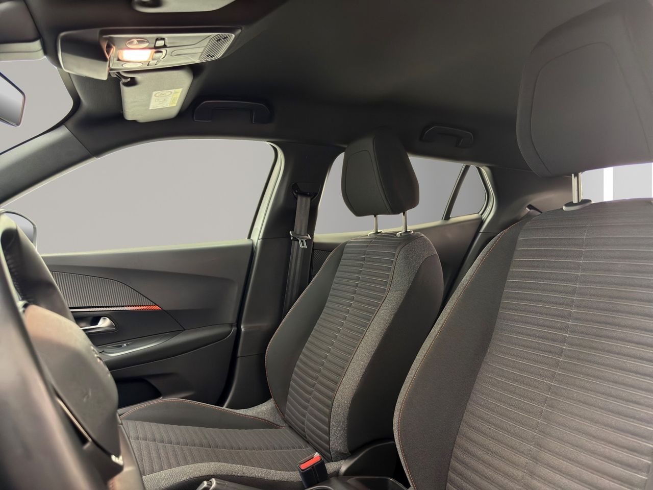 Peugeot 2008 Active Pack BlueHDI 130 S&S EAT8 - Foto 22