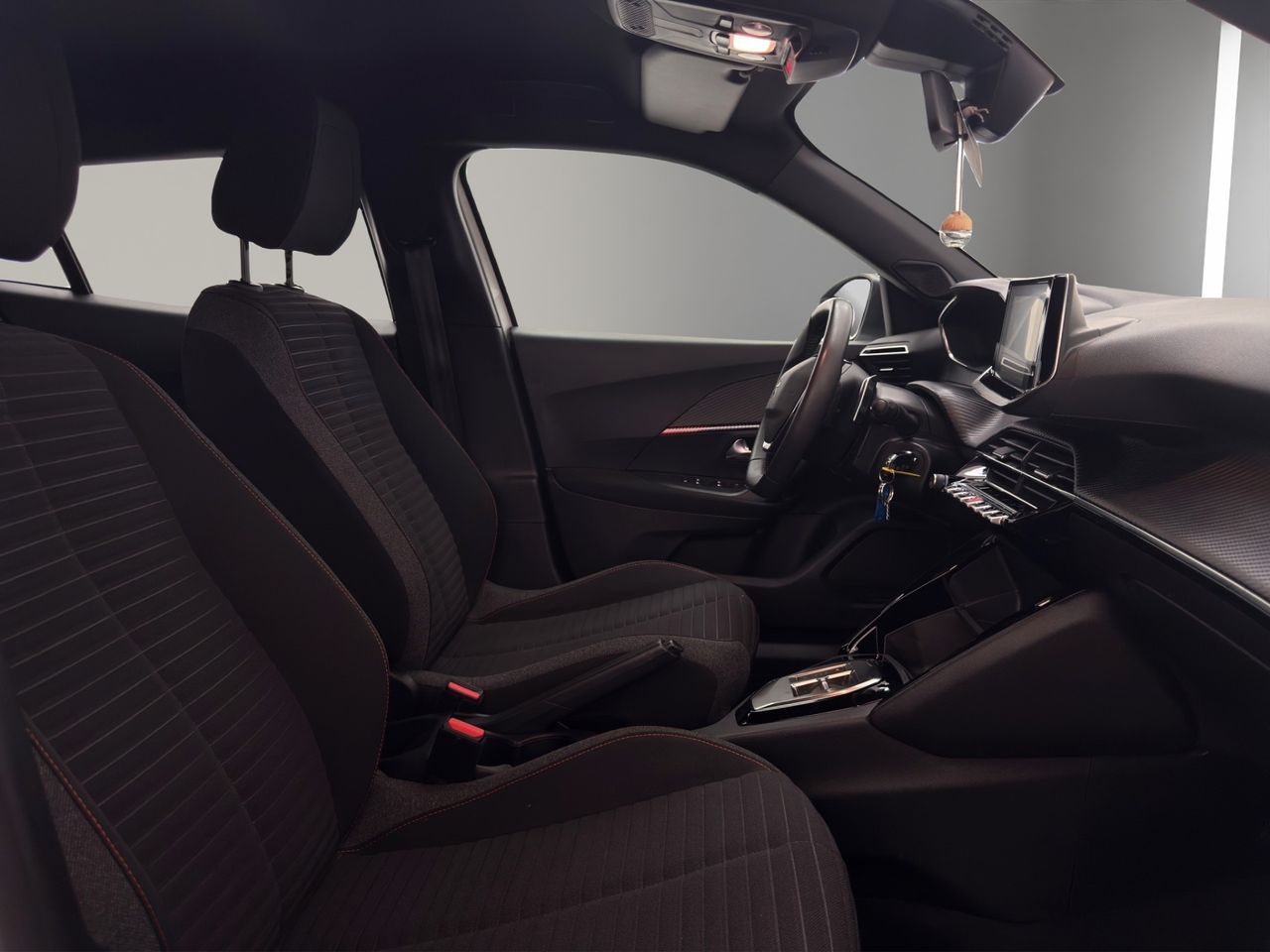Peugeot 2008 Active Pack BlueHDI 130 S&S EAT8 - Foto 18