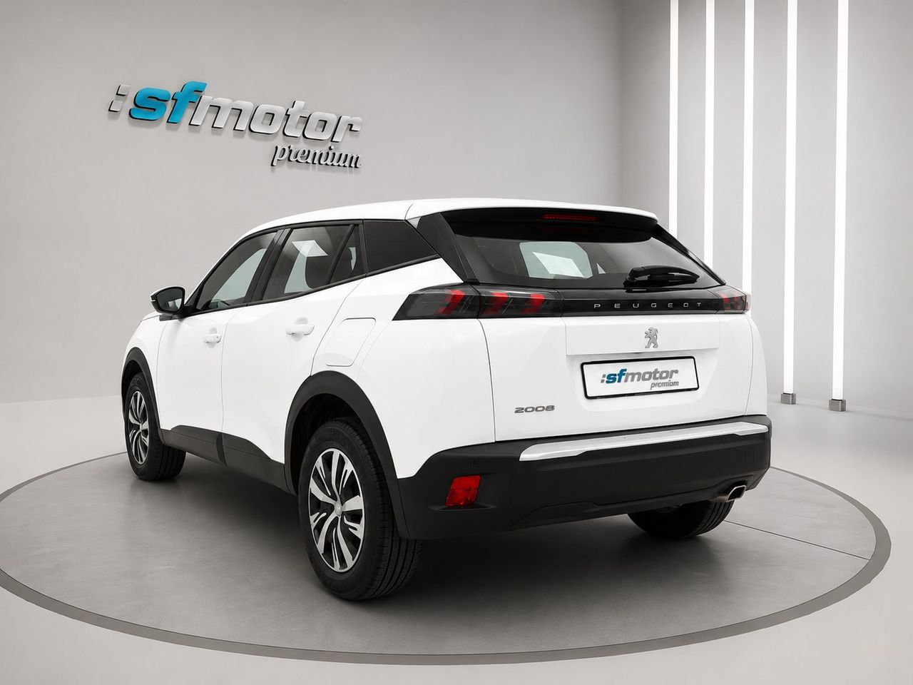 Peugeot 2008 Active Pack BlueHDI 130 S&S EAT8 - Foto 3