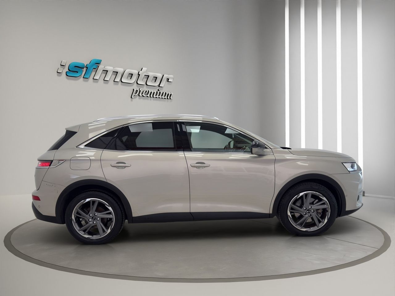 DS DS 7 Crossback 1.6 E-Tense 225 GRAND CHIC Auto - Foto 7