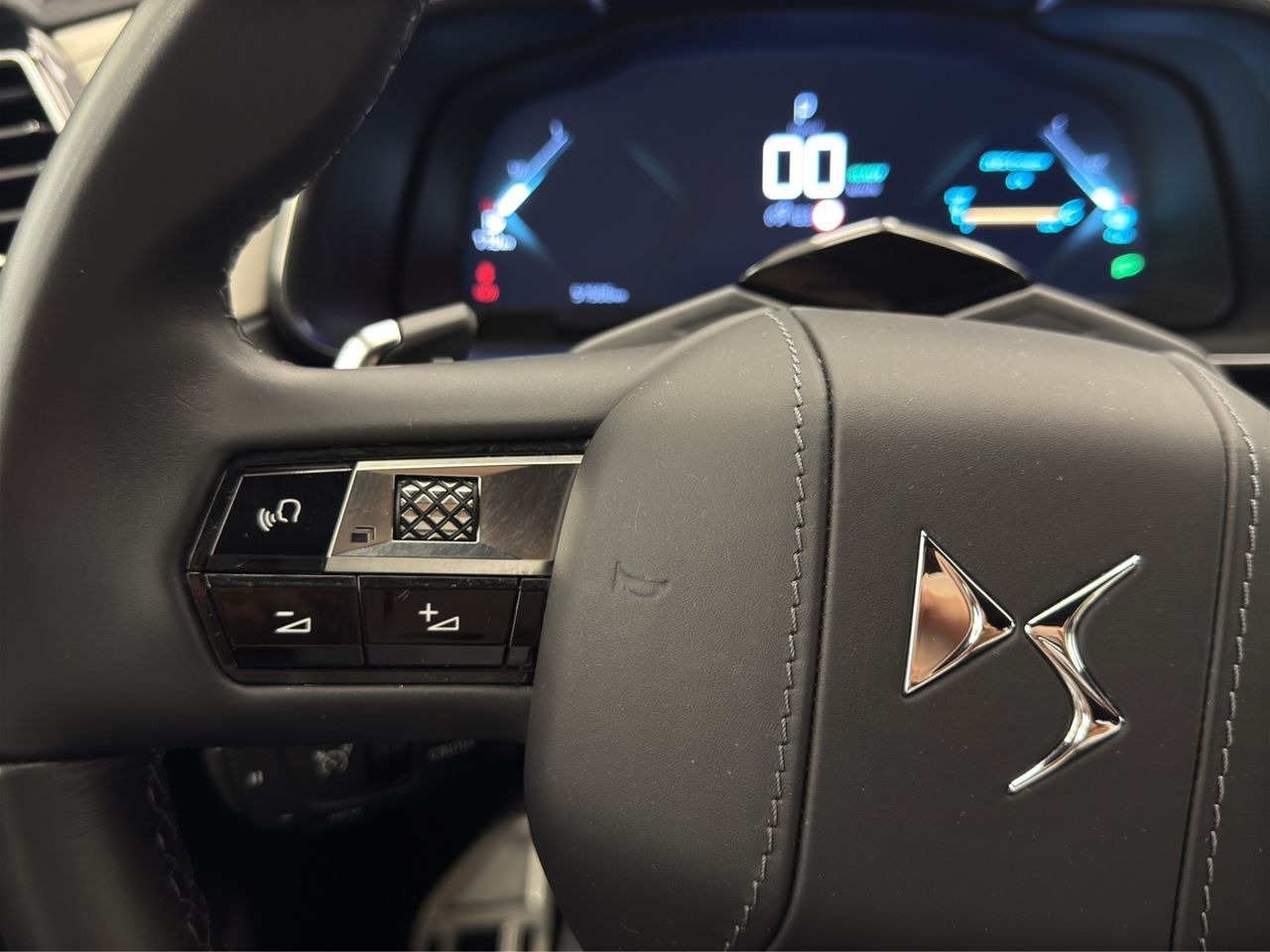 DS DS 7 Crossback 1.6 E-Tense 225 GRAND CHIC Auto - Foto 27