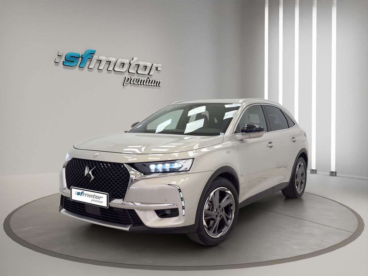 DS DS 7 Crossback 1.6 E-Tense 225 GRAND CHIC Auto - Foto 3
