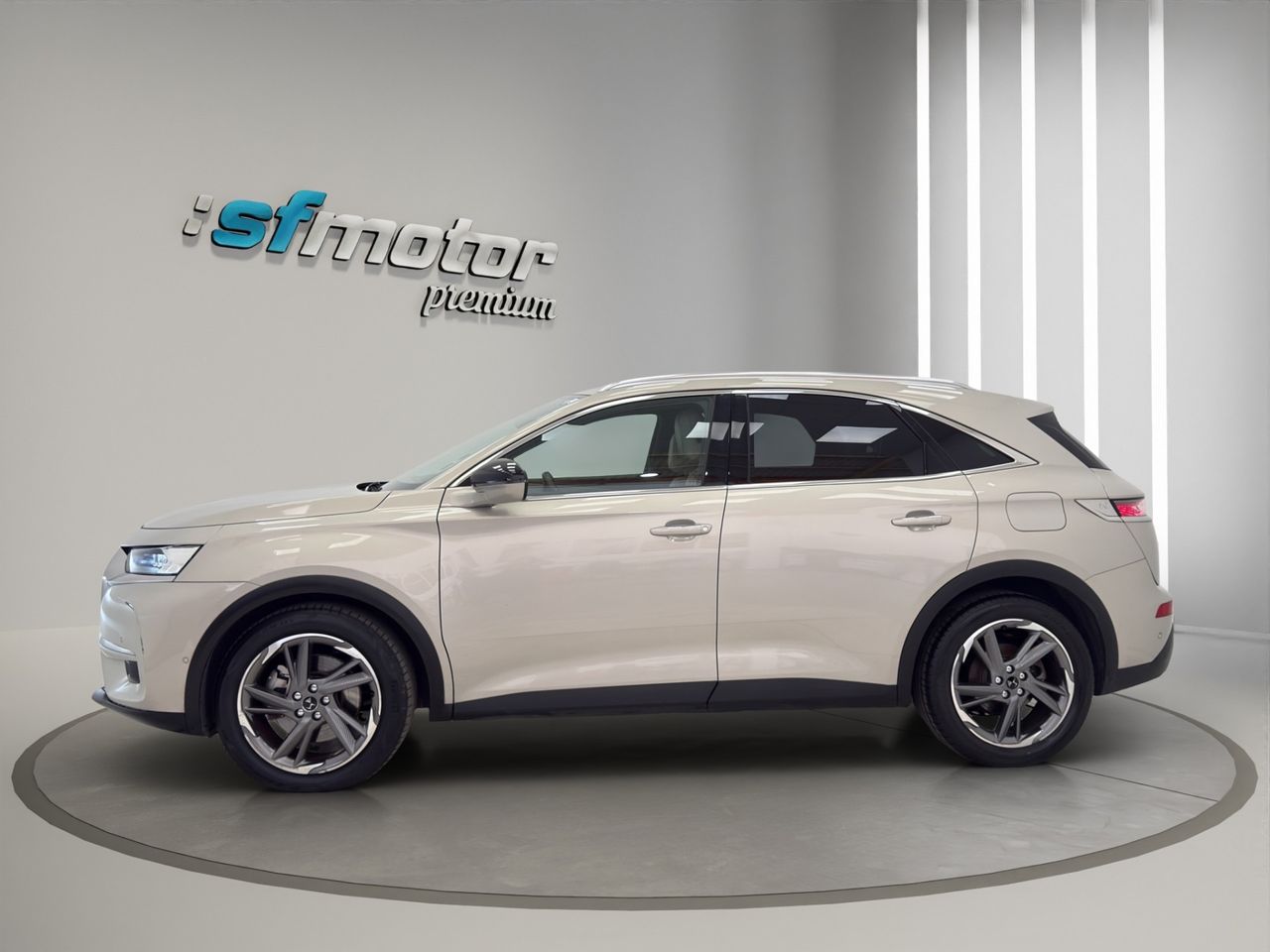 DS DS 7 Crossback 1.6 E-Tense 225 GRAND CHIC Auto - Foto 4