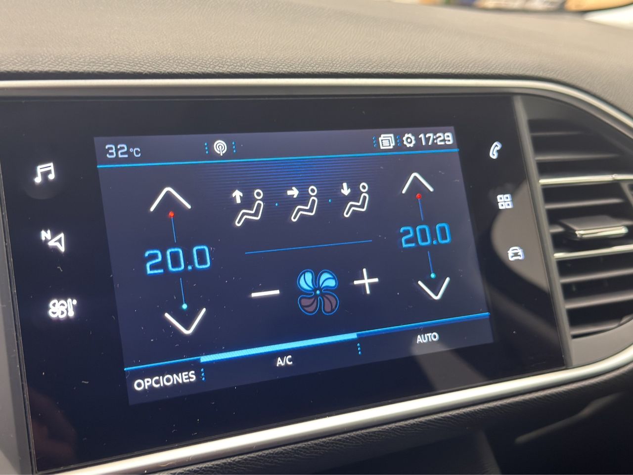 Peugeot 308 5p Allure Pack BlueHDI 130 S&S EAT8 - Foto 35