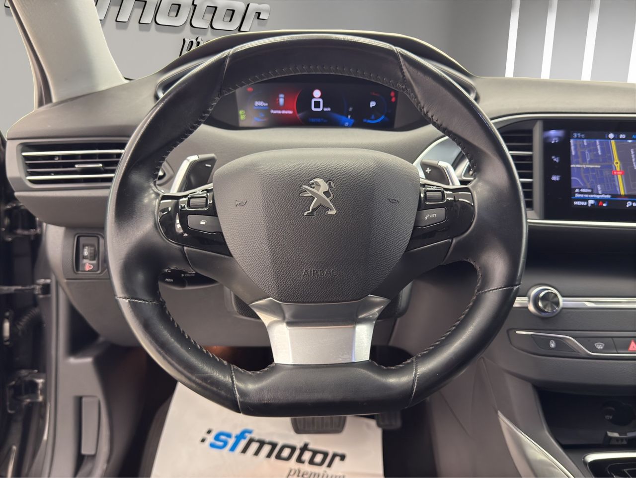 Peugeot 308 5p Allure Pack BlueHDI 130 S&S EAT8 - Foto 11