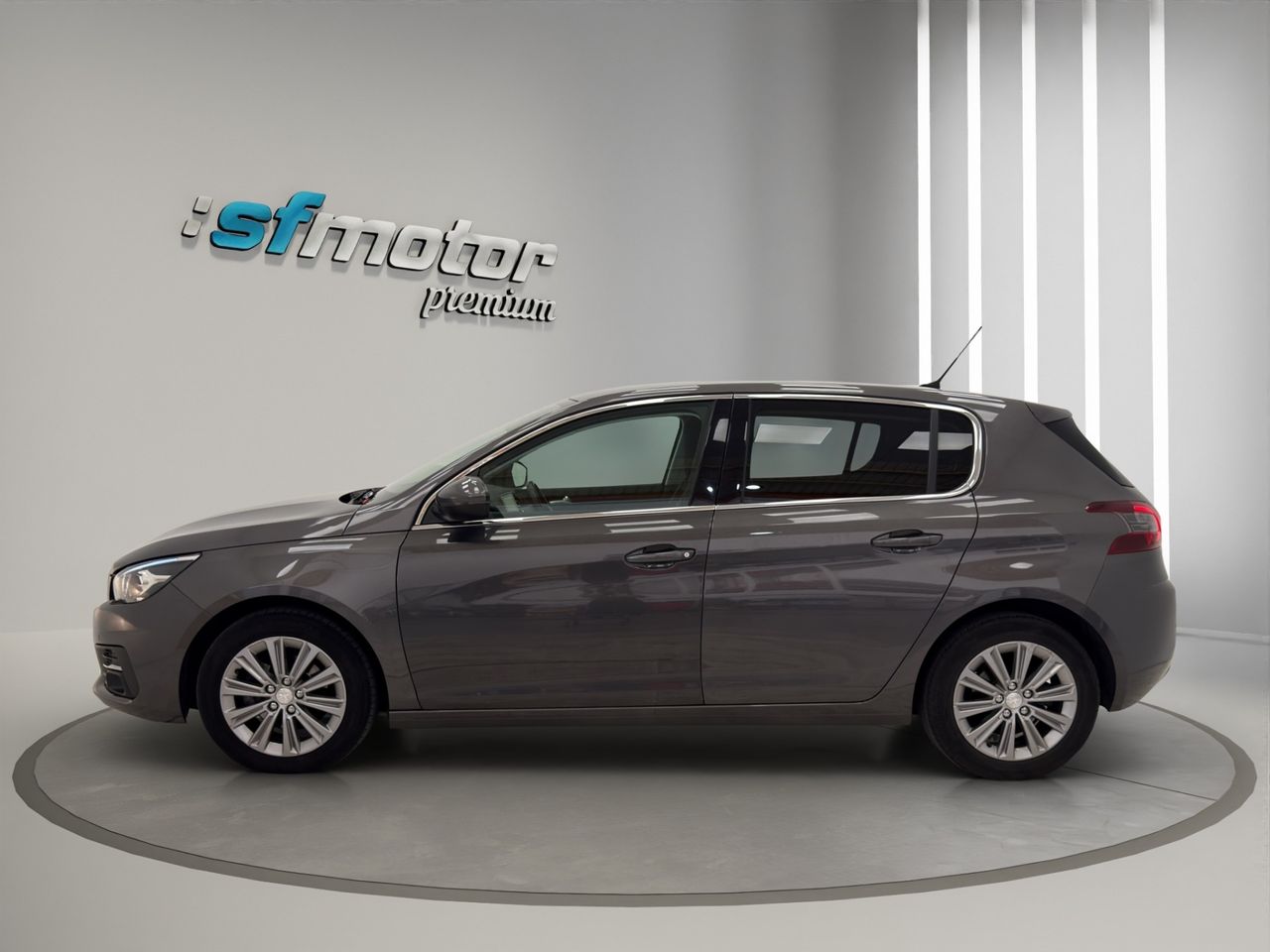 Peugeot 308 5p Allure Pack BlueHDI 130 S&S EAT8 - Foto 4