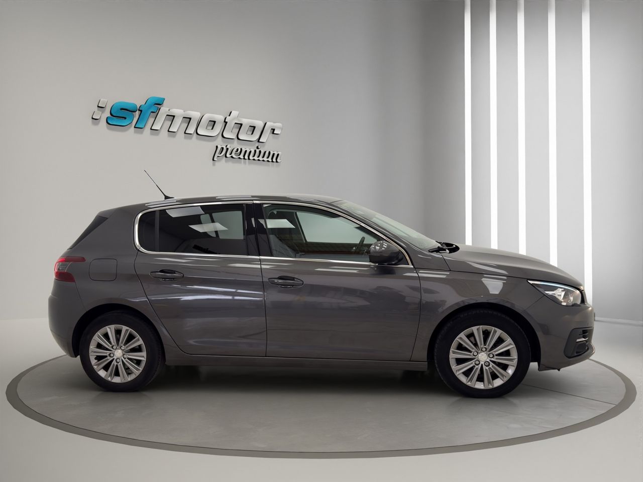 Peugeot 308 5p Allure Pack BlueHDI 130 S&S EAT8 - Foto 8