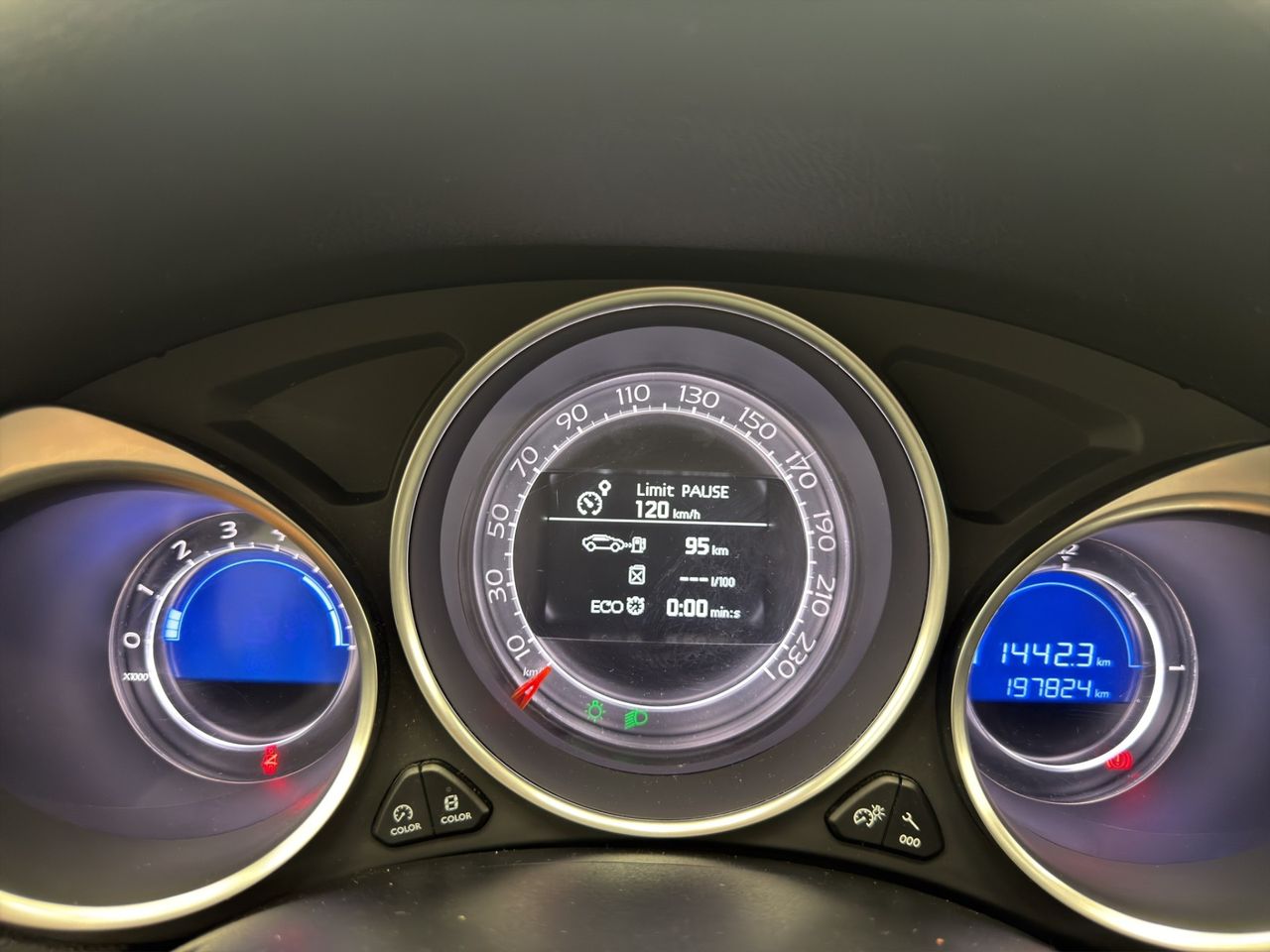 DS DS 4 Crossback 1.6 BlueHDi 120cv STT Style - Foto 12