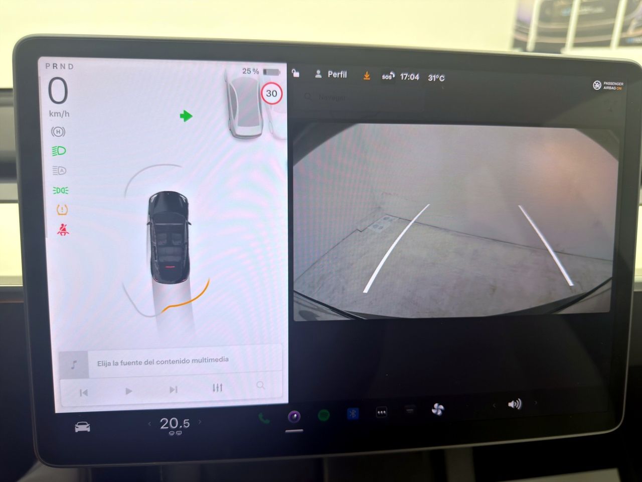 Tesla Model Y Gran Autonomía 4WD - Foto 24