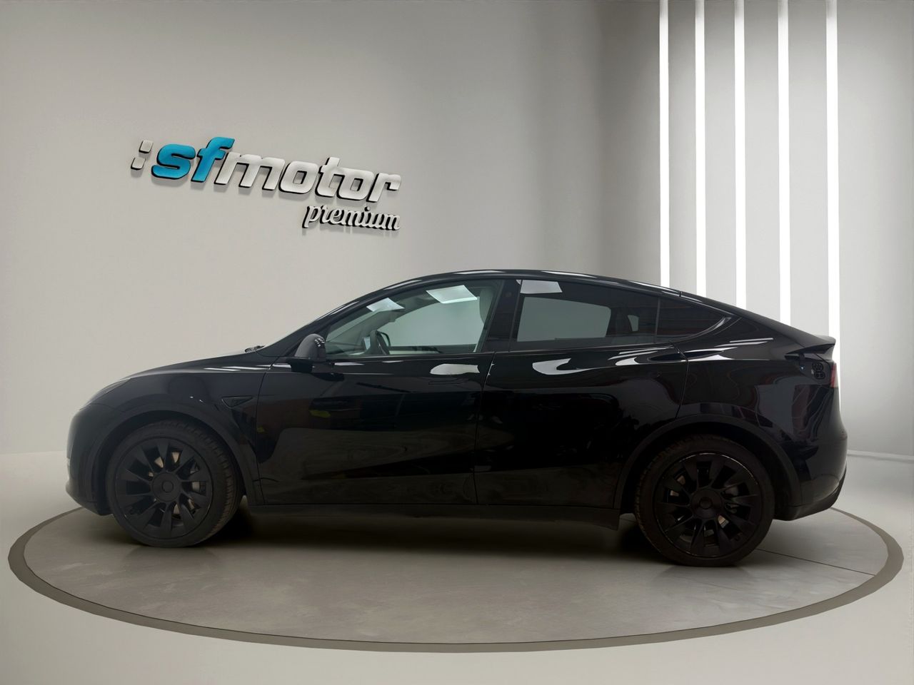Tesla Model Y Gran Autonomía 4WD - Foto 4
