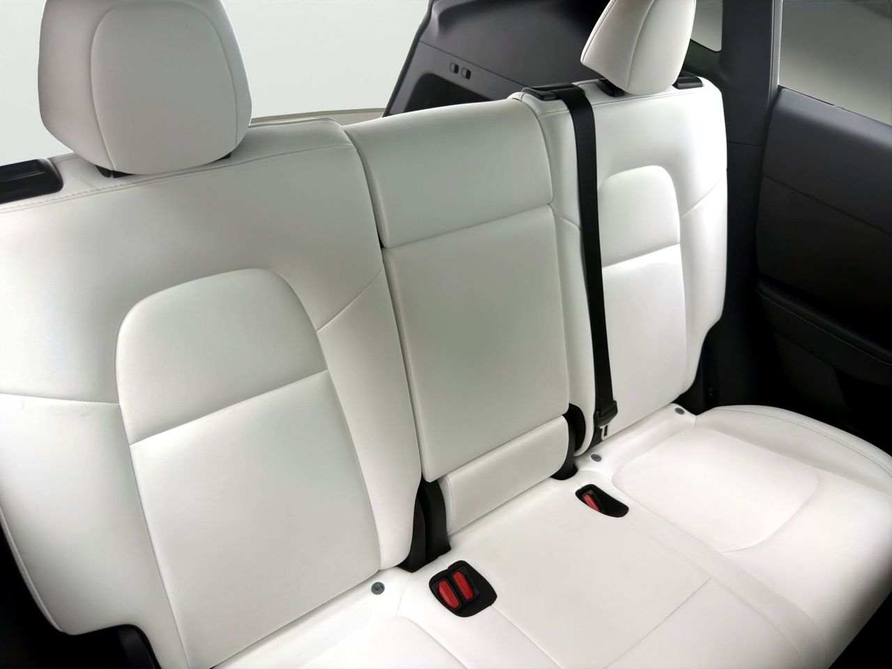 Tesla Model Y Gran Autonomía 4WD - Foto 13