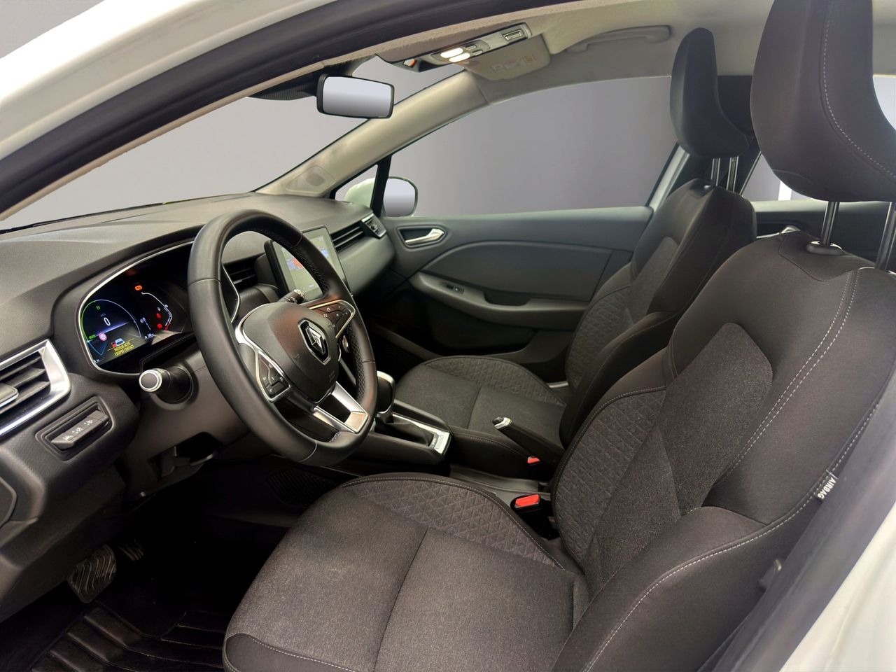 Renault Clio Business 1.6 E-Tech Hybrid 140CV BVA6 - Foto 10