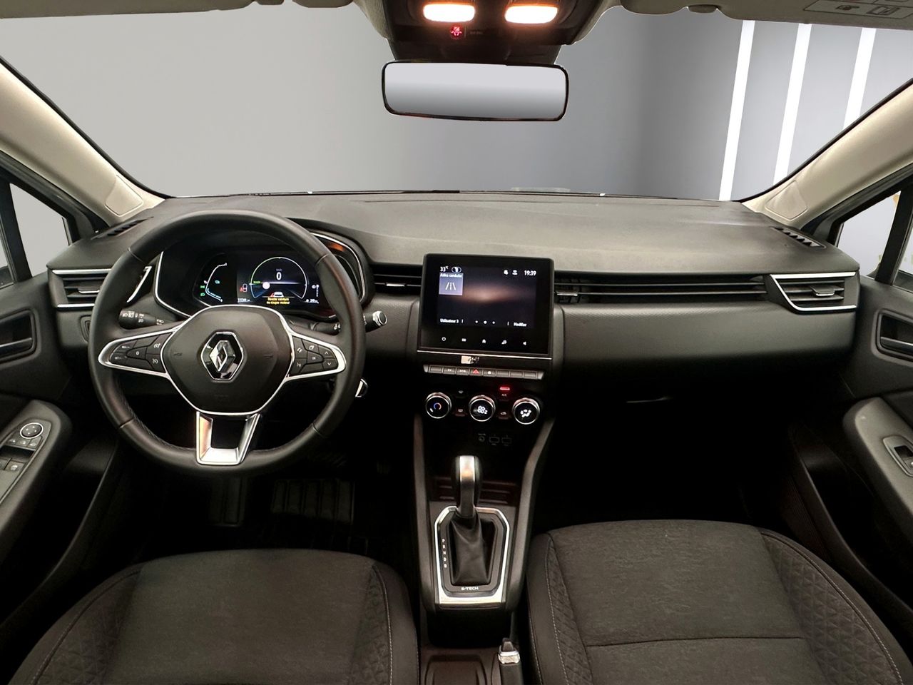 Renault Clio Business 1.6 E-Tech Hybrid 140CV BVA6 - Foto 15