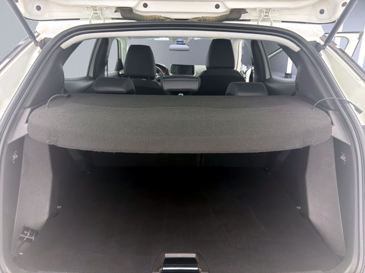 Peugeot 2008 Allure BlueHDI 81kW (110CV) - Foto 21