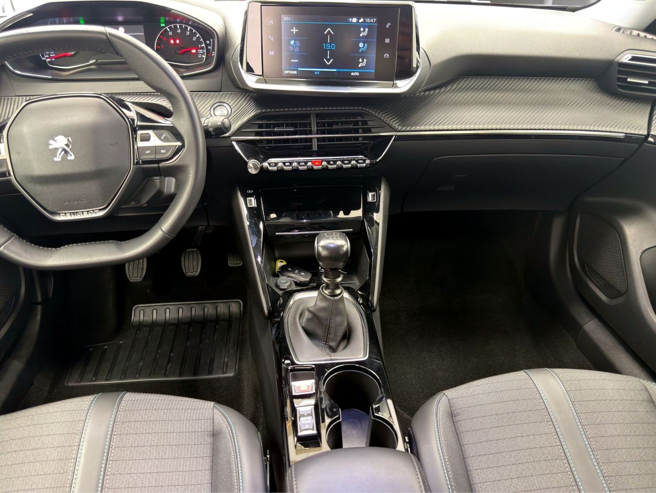 Peugeot 2008 Allure BlueHDI 81kW (110CV) - Foto 16