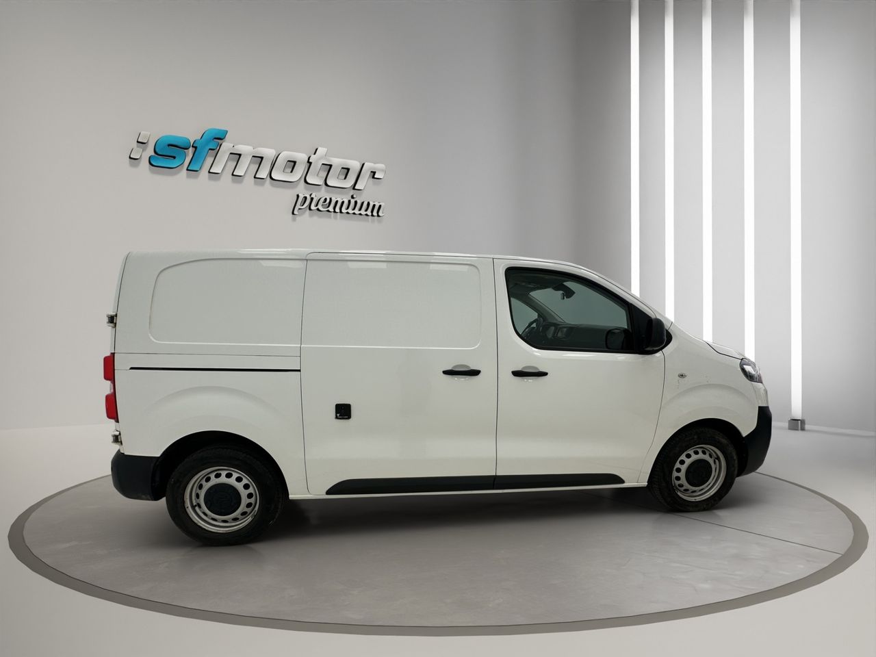 Citroën Spacetourer Talla M BlueHDi 110KW (150CV) Business Furgón DRIVER · LOC 64 - Foto 8