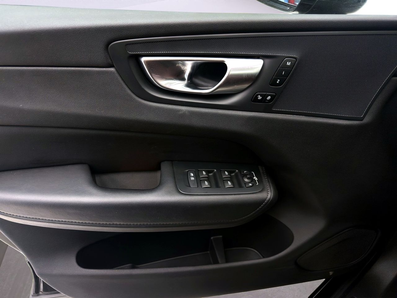 Volvo XC60 2.0 T6 AWD Recharge Plus Dark Auto - Foto 13