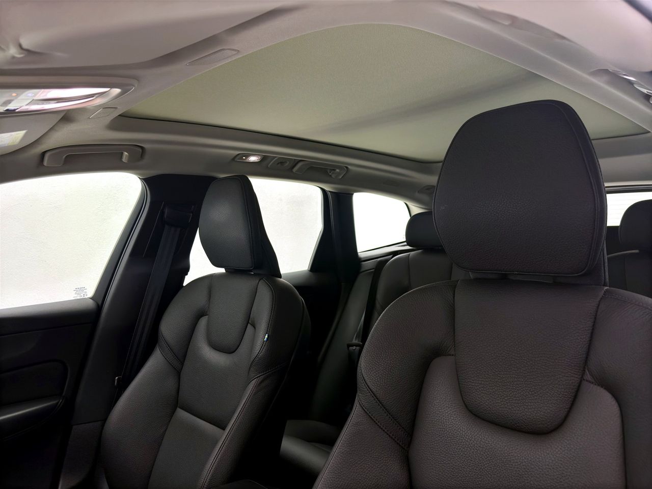 Volvo XC60 2.0 T6 AWD Recharge Plus Dark Auto - Foto 39