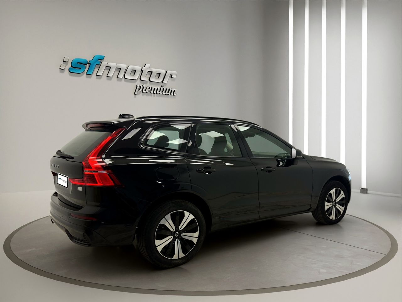 Volvo XC60 2.0 T6 AWD Recharge Plus Dark Auto - Foto 7